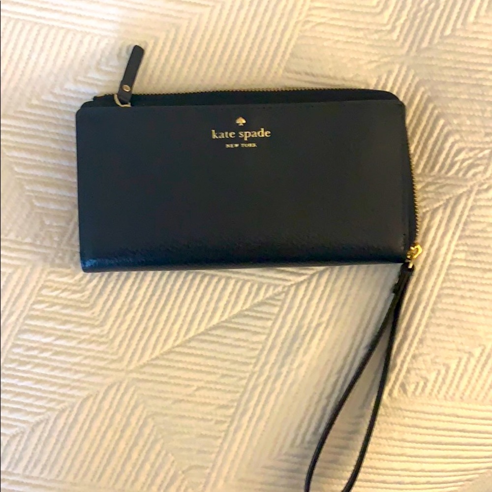 Kate Spade Navy/Tan wristlet